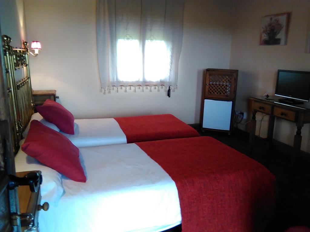 Hotel Los Rastrojos Aranda de Duero Eksteriør bilde